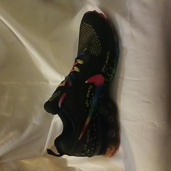 Women’s Nike Air Max 1915 size 8.5 - Picture 4 of 4